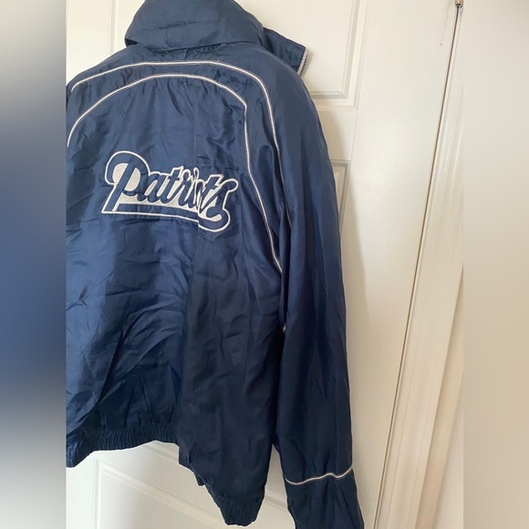 NFL NEW ENGLAND PATRIOTS Blue Detachable-Hoodie Full-Zip Logo Jacket in Large - Picture 12 of 16